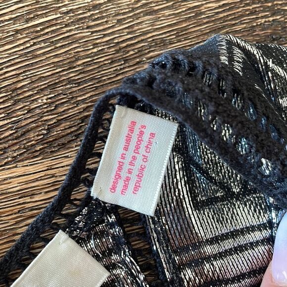 🎀Sass & Bide silk round neck metallic night wings pull over short sleeve blouse - Picture 6 of 12